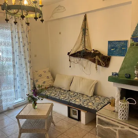 Pefkoxori Maisonette 250m From The Sea With Garden And Parking Apartmán