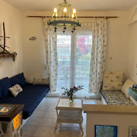 Pefkoxori Maisonette 250m From The Sea With Garden And Parking Apartmán *