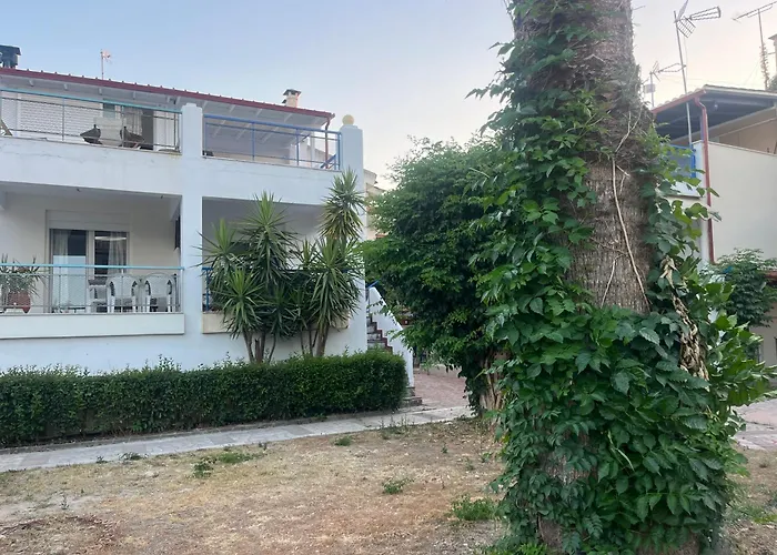 Pefkoxori Maisonette 250m From The Sea With Garden And Parking Pefkochori